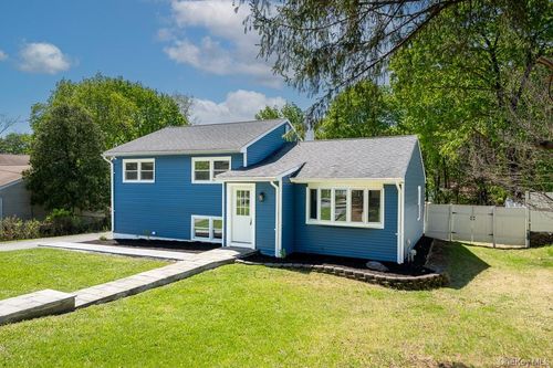 22 Oriole Dr, Poughkeepsie, NY, 12601-5710 | Card Image
