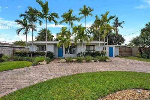 928-928 Ne 18th Ct, Fort Lauderdale, FL, 33305-3811 | Card Image