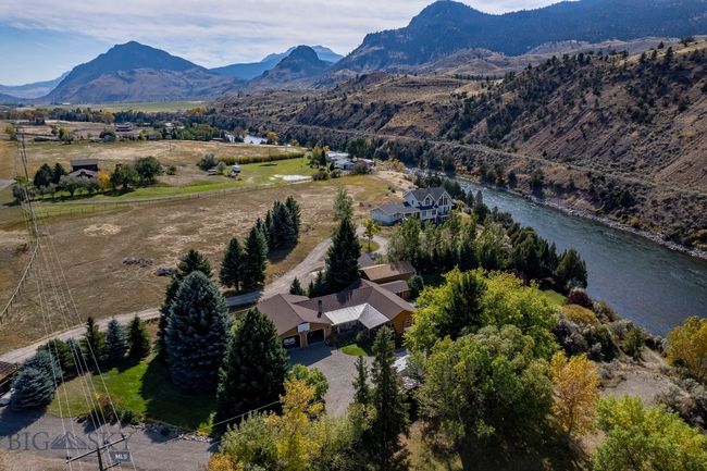 1077 Us Highway 89 S, House other with 3 bedrooms, 3 bathrooms and null parking in Gardiner MT | Image 75