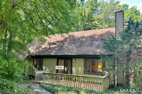4-4 Copper Hill Dr, Guilford, CT, 06437-1860 | Card Image