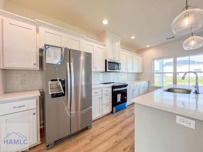 394 Buckingham Dr, House other with 4 bedrooms, 3 bathrooms and 2 parking in Midway GA | Image 7