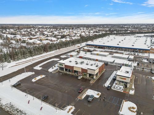 57336 Van Dyke Rd, Washington Twp, MI, 48094-2891 | Card Image