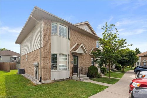28-20 Southvale Rd, St. Marys, ON, N4X1E9 | Card Image