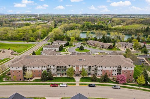309-102 Prairie Heights Drive, Verona, WI, 53593 | Card Image