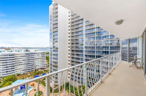 apt-1522-7601 E Treasure Dr, North Bay Village, FL, 33141-4365 | Card Image