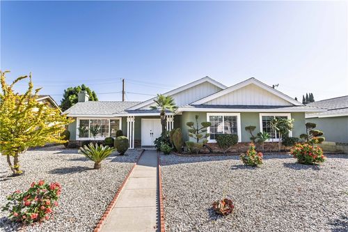 11144 Haskell Ave, Granada Hills, CA, 91344-3942 | Card Image