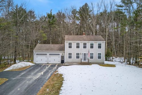 16 Captain'S Way, Buxton, ME, 04093 | Card Image