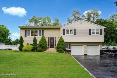 14 Danemar Drive, House other with 5 bedrooms, 2 bathrooms and null parking in Middletown NJ | Image 1