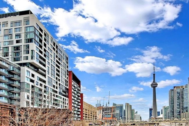 908W - 27 Bathurst St, Condo with 1 bedrooms, 1 bathrooms and 1 parking in Toronto ON | Image 2