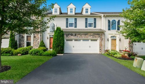 1089 Arbour Ln, QUAKERTOWN, PA, 18951-2856 | Card Image