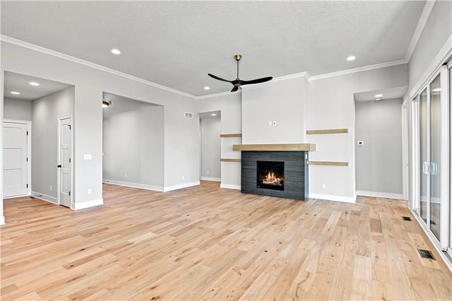 22023 W 94 Th St, House other with 4 bedrooms, 3 bathrooms and null parking in Lenexa KS | Image 6