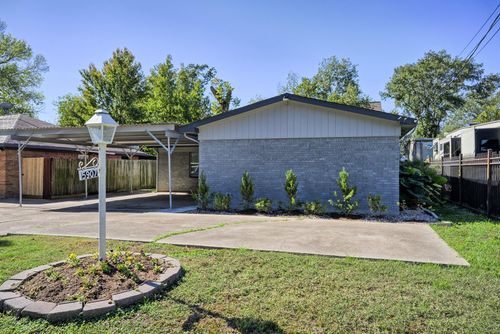 5907 Nancy Ann St, Houston, TX, 77009-1308 | Card Image