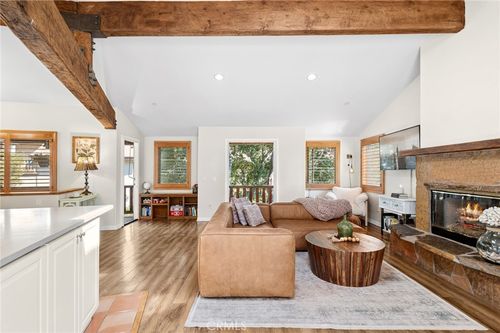 2072 Hidden Valley Canyon Rd, Laguna Beach, CA, 92651-2210 | Card Image
