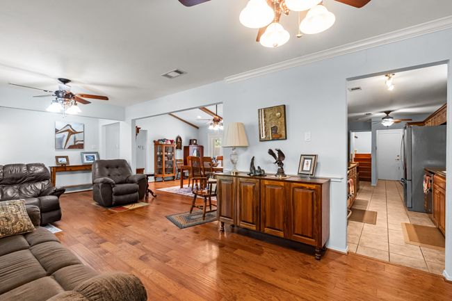 2912 Marsann Ln, House other with 4 bedrooms, 3 bathrooms and null parking in Farmers Branch TX | Image 13