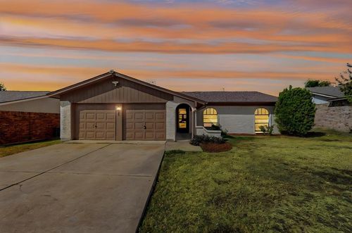 6225 Sunnybrook Dr, Watauga, TX, 76148-3237 | Card Image