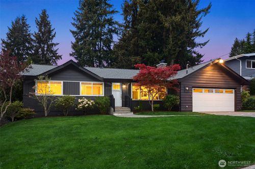 15238 Ne 3rd Pl, Bellevue, WA, 98007-5008 | Card Image