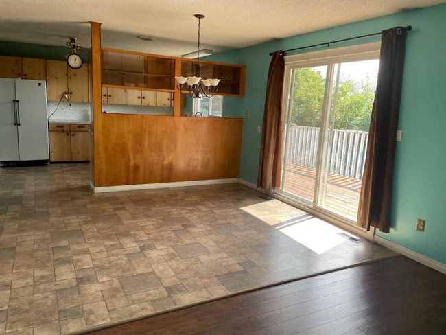 11105 108 Ave, House other with 4 bedrooms, 2 bathrooms and 5 parking in Fairview AB | Image 4