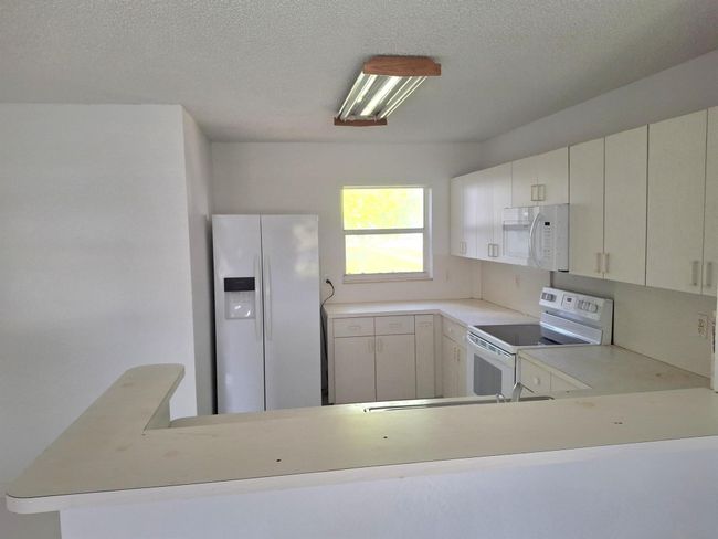701 Nw 15 Th Ct, House other with 4 bedrooms, 2 bathrooms and null parking in Pompano Beach FL | Image 10