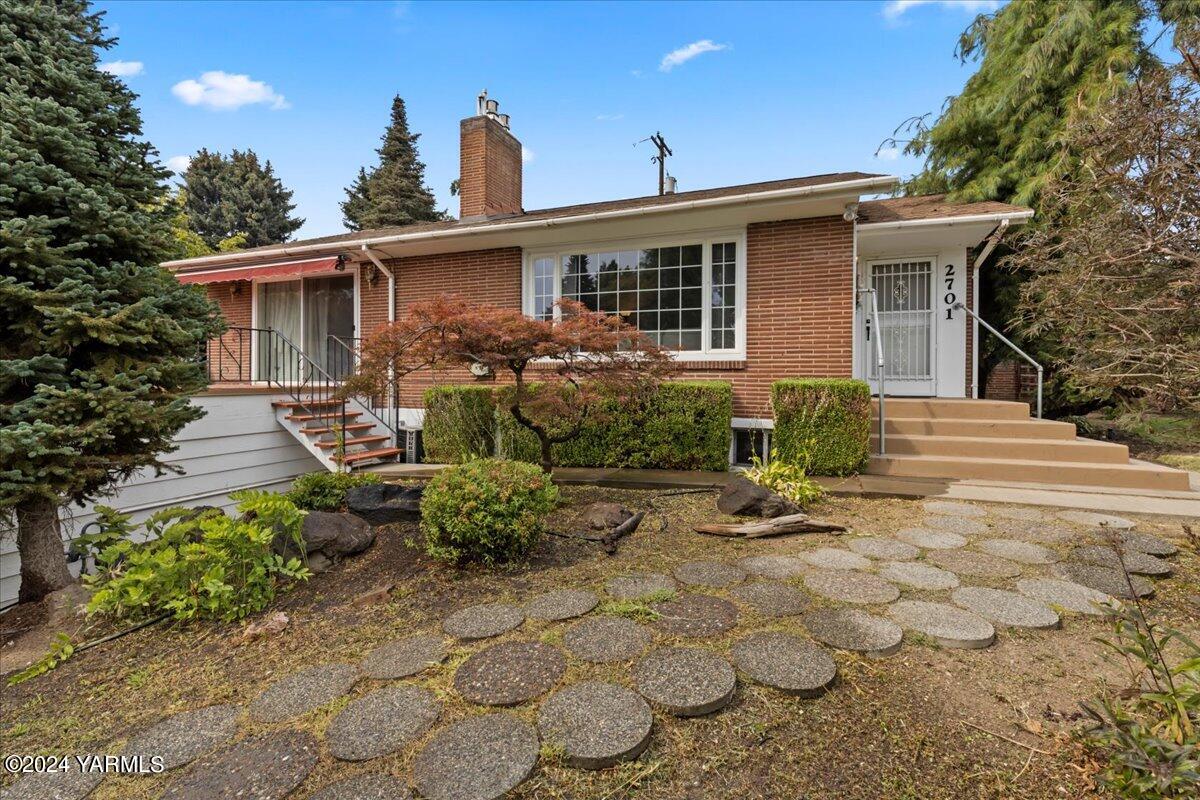 Brackett Ave, Yakima, WA 98902