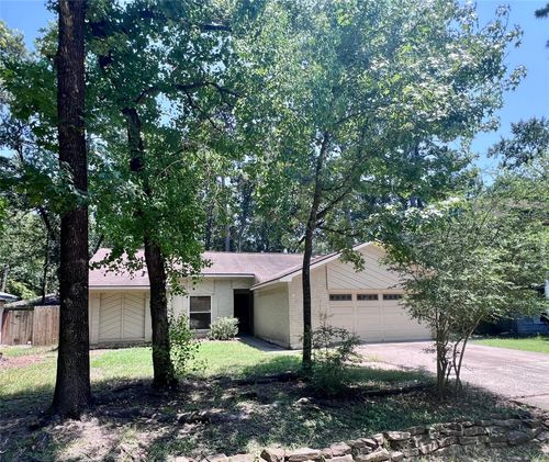 9 N Deerfoot Cir, The Woodlands, TX, 77380-3916 | Card Image