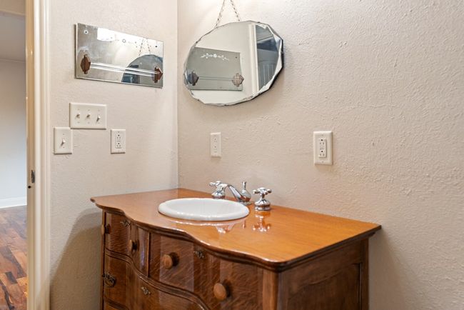 2507 Neill Rd, House other with 3 bedrooms, 2 bathrooms and 3 parking in Big Spring TX | Image 37