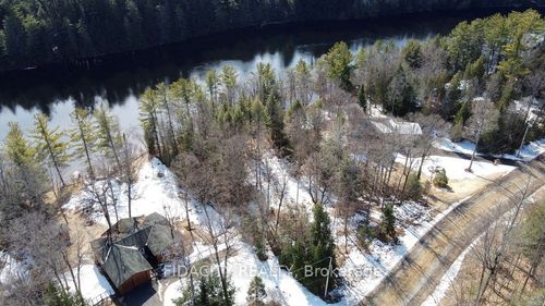 186 Fleming Dr, Burnstown, ON, K0J1G0 | Card Image