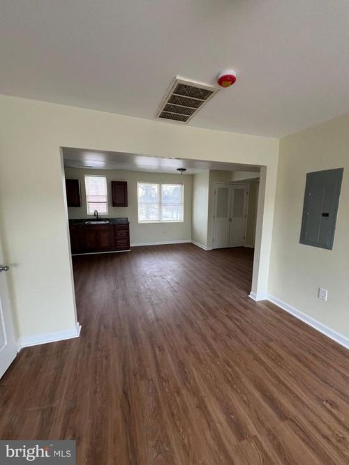 2d-4300 Liberty Heights Ave, BALTIMORE, MD, 21207-8027 | Card Image