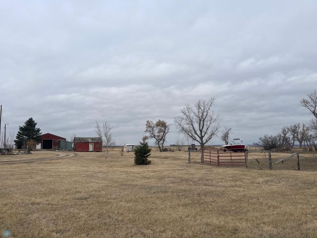 13237 72 Nd St Se, House other with 5 bedrooms, 1 bathrooms and null parking in Lisbon ND | Image 38