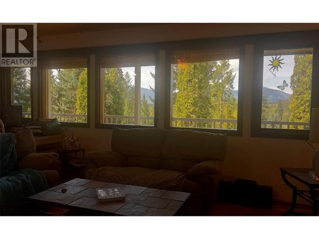 5110 Vance Rd, House other with 3 bedrooms, 3 bathrooms and 2 parking in Canyon BC | Image 23
