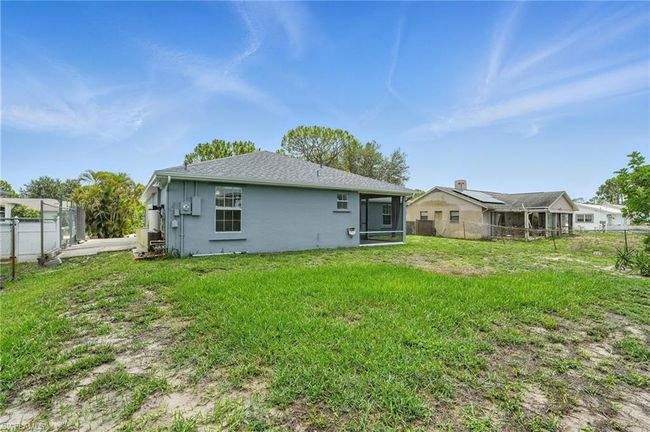 18210 Apple Rd, House other with 3 bedrooms, 2 bathrooms and 2 parking in FORT MYERS FL | Image 27