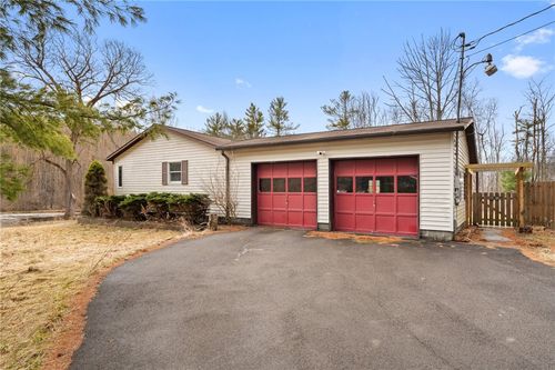 4 Deer Run Rd, Newfield, NY, 14867-9488 | Card Image