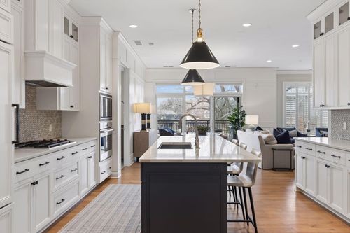 unit-309-935 Lake St E, Wayzata, MN, 55391-1865 | Card Image