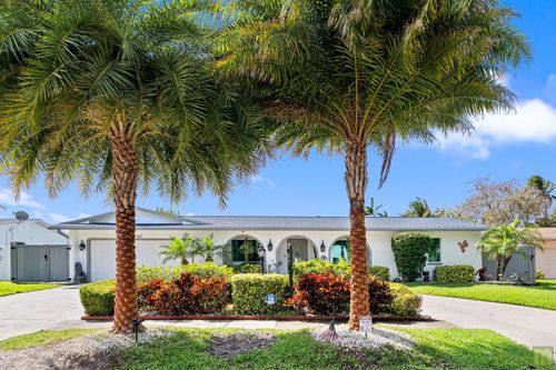 661 Nw 42nd Ave, Coconut Creek, FL, 33066-1631 | Card Image