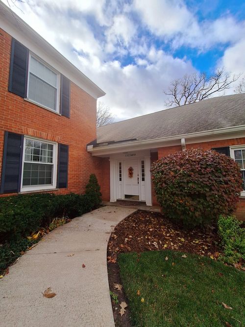 1l-7323 Heritage Court, Frankfort, IL, 60423 | Card Image