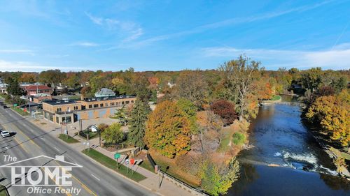 344 W Main St, Owosso, MI, 48867-2900 | Card Image