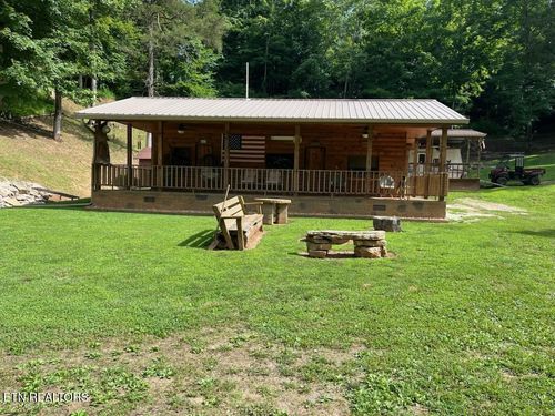 525 Braden Chapel Rd, Speedwell, TN, 37870-1815 | Card Image