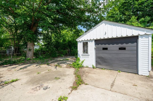 11706 Auburn St, House other with 3 bedrooms, 2 bathrooms and null parking in Detroit MI | Image 23