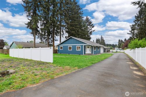 9815 178th Way Sw, Rochester, WA, 98579-9559 | Card Image
