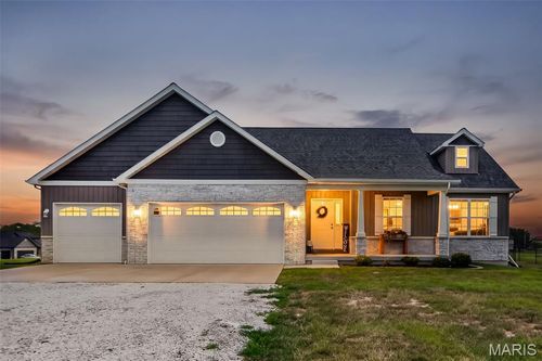 10 Andrew Ct, Silex, MO, 63377-2580 | Card Image