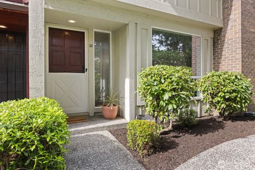 33t-1035 156th Avenue Ne, Bellevue, WA, 98007 | Card Image