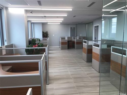 ste-12f-38-08 Union St, Flushing, NY, 11354-5674 | Card Image