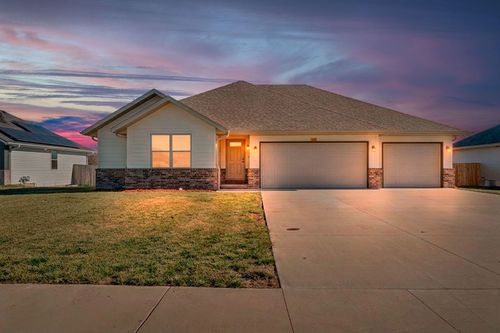 508 Stella Ct, Willard, MO, 65781-9438 | Card Image