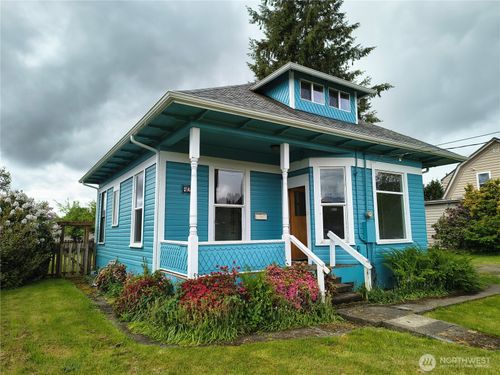 423 E Spruce Ave, Montesano, WA, 98563-3104 | Card Image