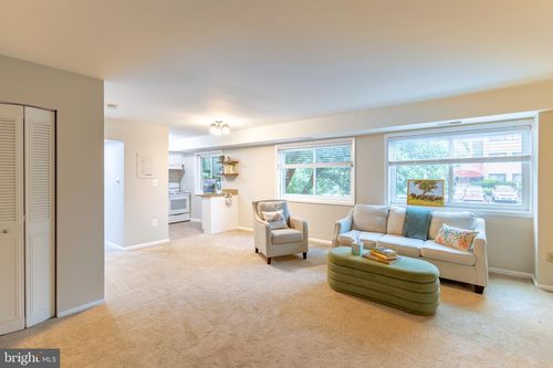 304-3312 S 28th St, ALEXANDRIA, VA, 22302-1337 | Card Image