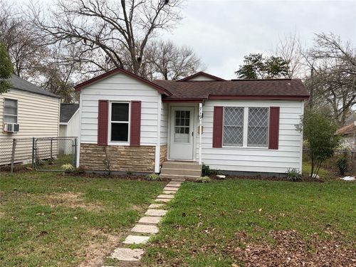 719 16th Ave N, Texas City, TX, 77590-5735 | Card Image