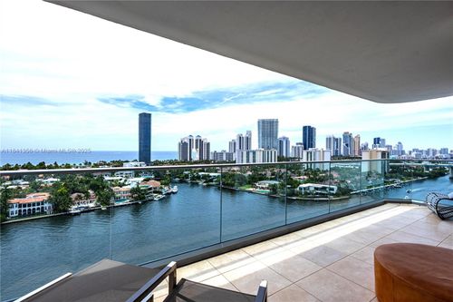 apt-18j-19707 Turnberry Way, Aventura, FL, 33180-2575 | Card Image