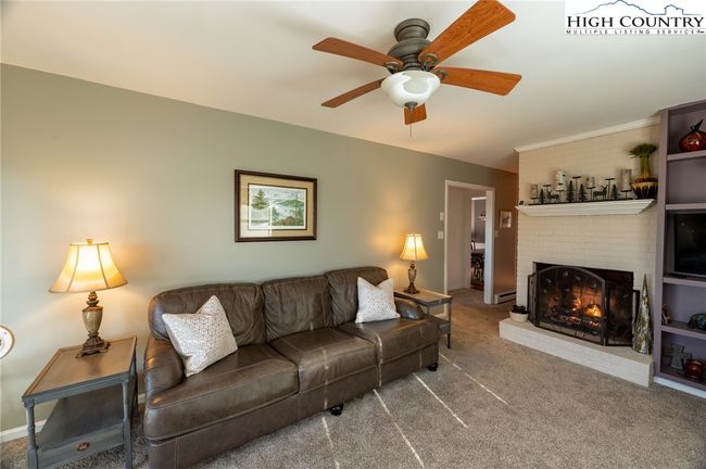 265 Dameron Dr, House other with 3 bedrooms, 2 bathrooms and null parking in Blowing Rock NC | Image 17
