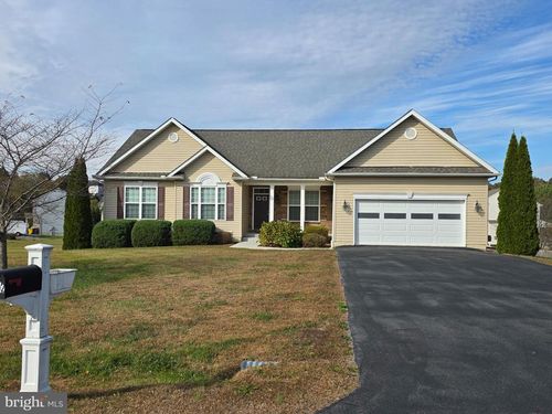 1202 Crushed Apple Dr, MARTINSBURG, WV, 25403-7600 | Card Image