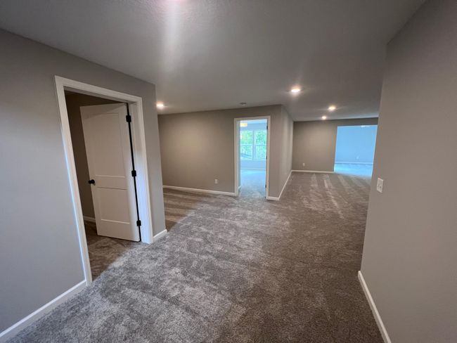 Lower Level | Image 26
