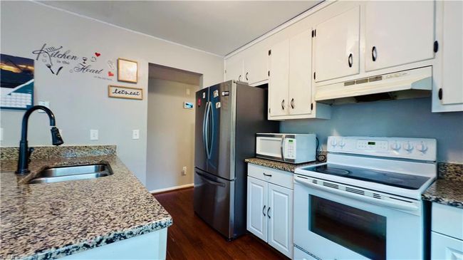 Kitchen | Image 7